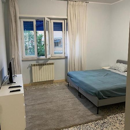 Domus Da Antonio Fiumicino Apartment Bagian luar foto